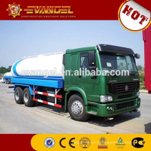 Sinotruck Howo 6x4 25000 litre d&#39;eau réservoir camion prix